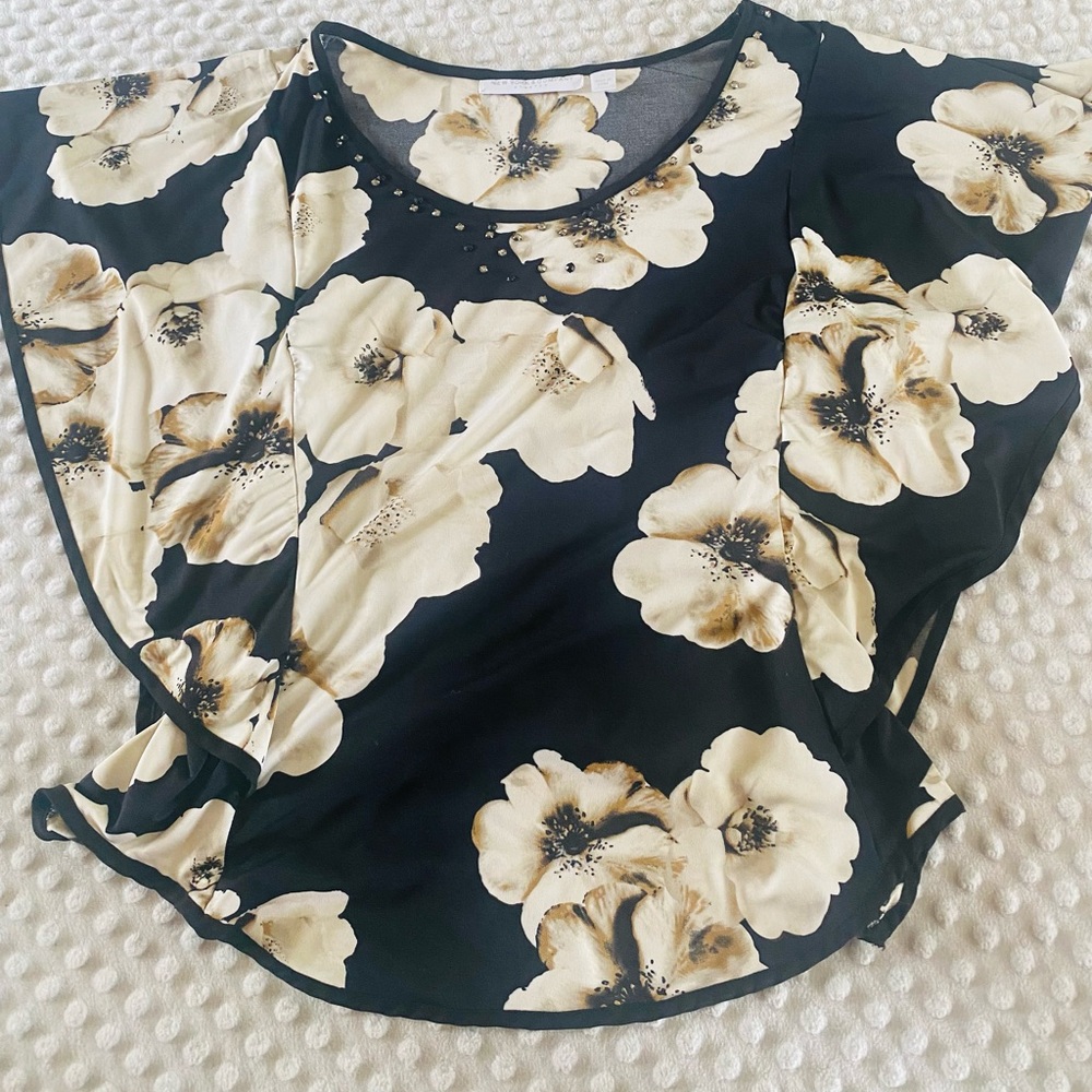 Floral New York and company shirt